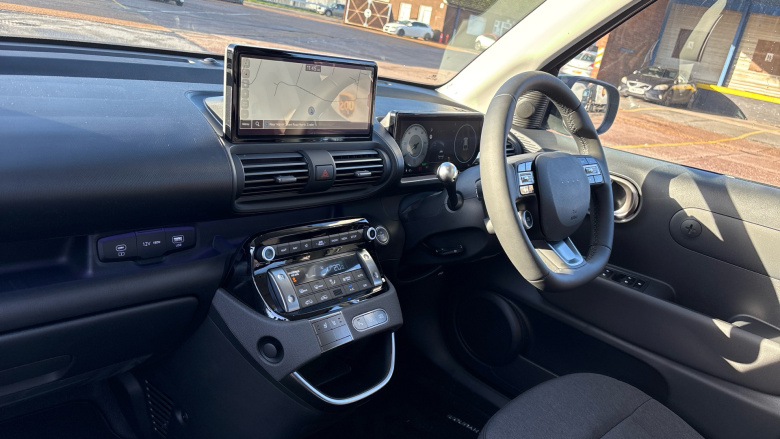 Hyundai INSTER 85kW 02 49kWh 5dr Auto Electric Hatchback